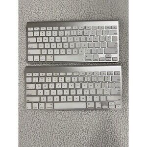 Apple A1314 Wireless Keyboard - 2 PC Tested And Working